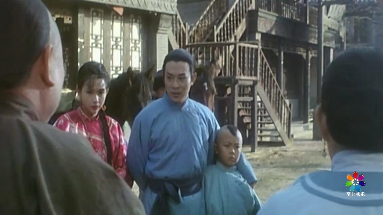 新少林五祖:洪熙官巅峰大战刀枪不入的马宁儿,无法超越的经典