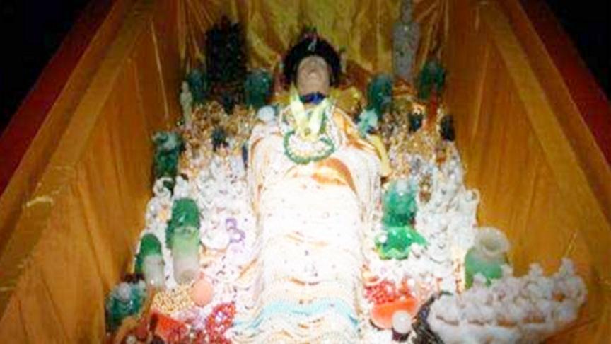 中国曾有一座陵墓,与紫禁城同样豪华,墓中陪葬无数稀世珍宝