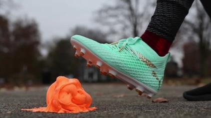 用鞋踩东西的解压视频视频在线观看 - 西瓜视频