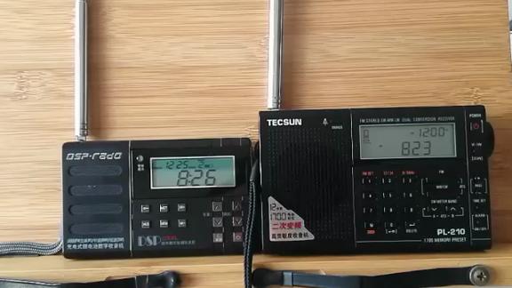 德生pl210收音机与凯隆D39L接收短波9880对比