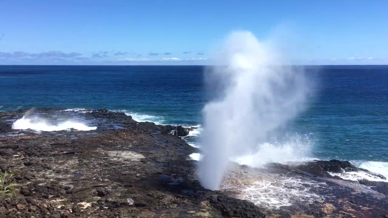 大海中的天然喷泉
