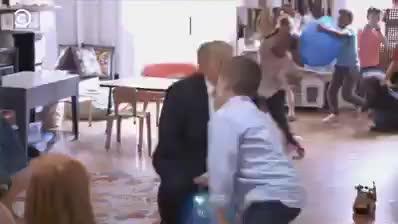 超龄儿童们，六一快乐！