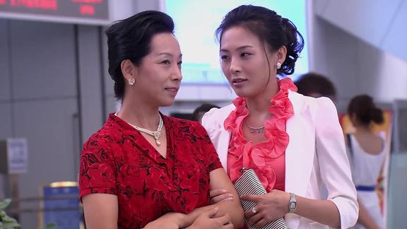 爱情真善美:田昊机场接女友父母,谁知这对父母却是假的