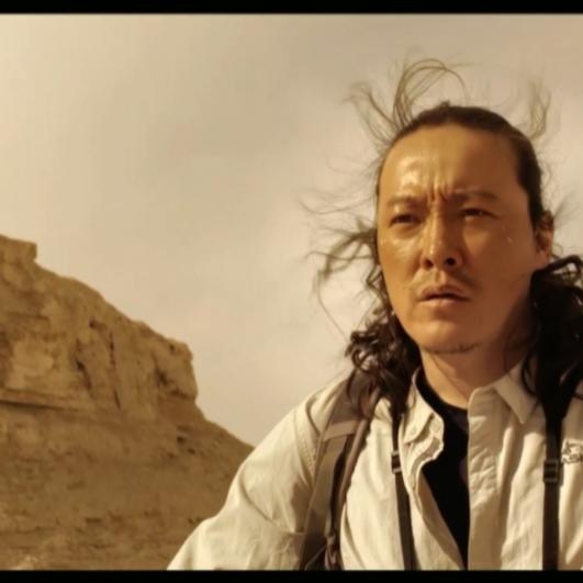 海来阿木的《不过人间》,声音穿透力太强,定会捱过这段艰难日子