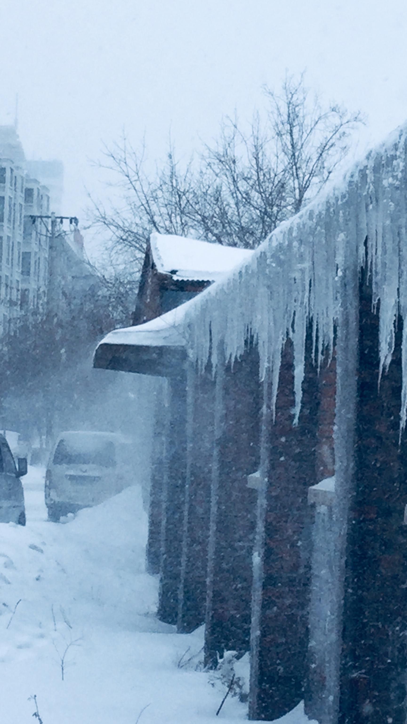 大雪淹没图片